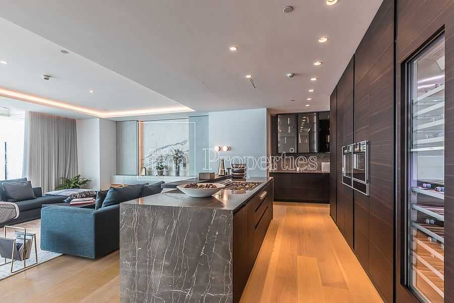 32 Claim Most Luxurious Penthouse in Town!