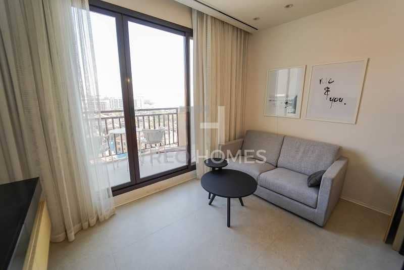 11 Lagoon Views | Immaculate Apartment | Multiple Cheques