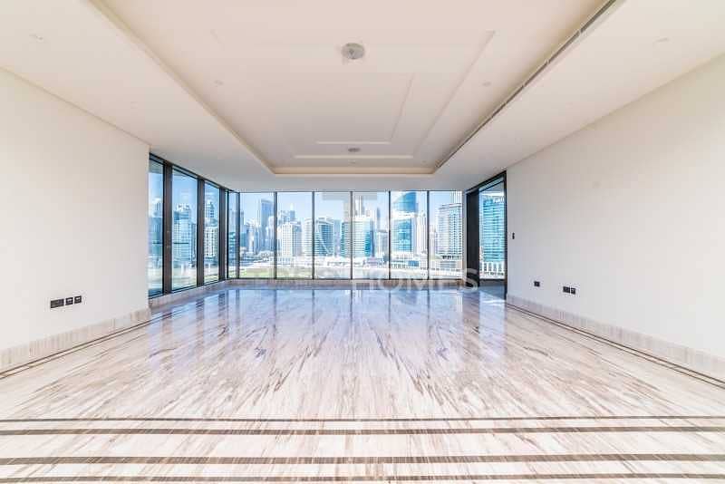 14 One of a Kind | Full Floor | Canal View