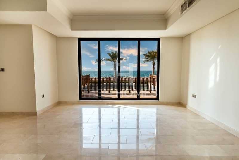 11 Wonderful Gulf views|Ideal family home