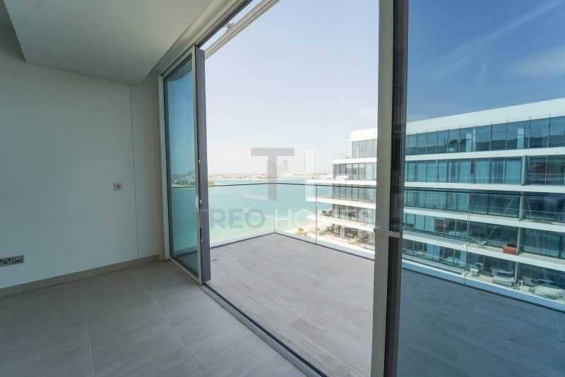 14 Serenia|High Floor|Balcony Sea Views