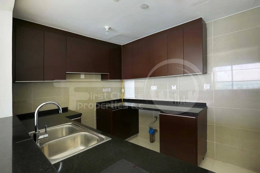 3 Available | Classy Apartment | Great Area