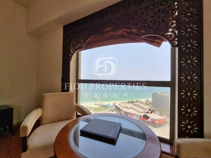18 Beautful 3BR with Maids and stuning Sea View