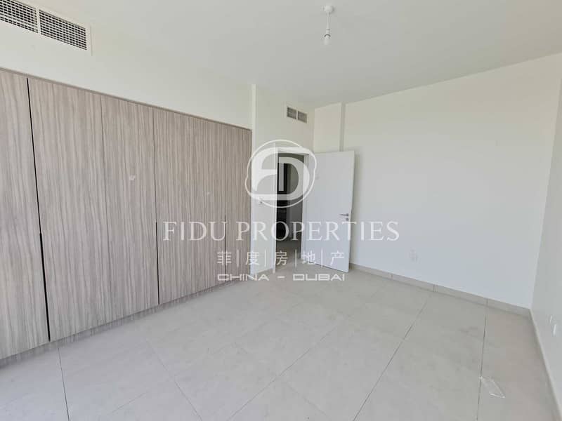 6 Golf View | Roof terrace | Brand New | Maids Room
