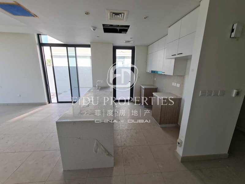 19 Golf View | Roof terrace | Brand New | Maids Room