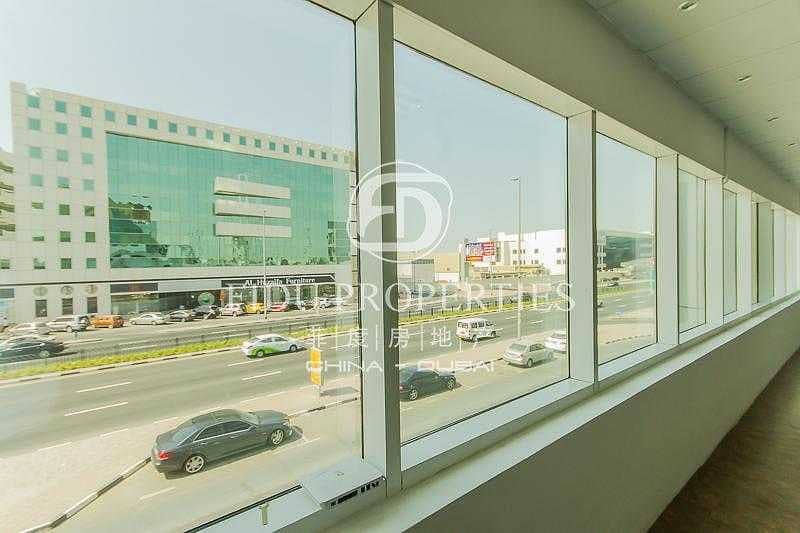 5 FITTED RETAIL SHOP FOR RENT AT OUD METHA