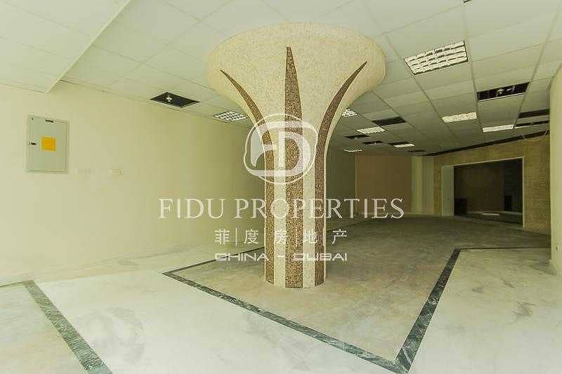 8 FITTED RETAIL SHOP FOR RENT AT OUD METHA