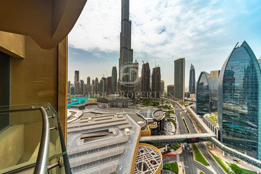 4 Iconic Living | Burj Khalifa View | Furnished