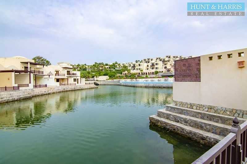 10 5* Resort Style Living - Two Bed Villa with Private Pool