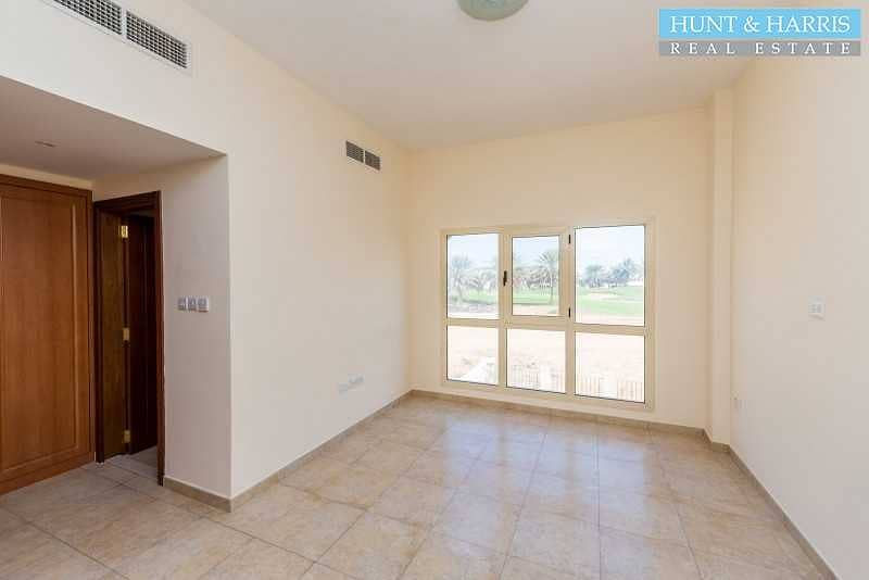 17 Family Home - Vacant - Spacious with additional Family Room