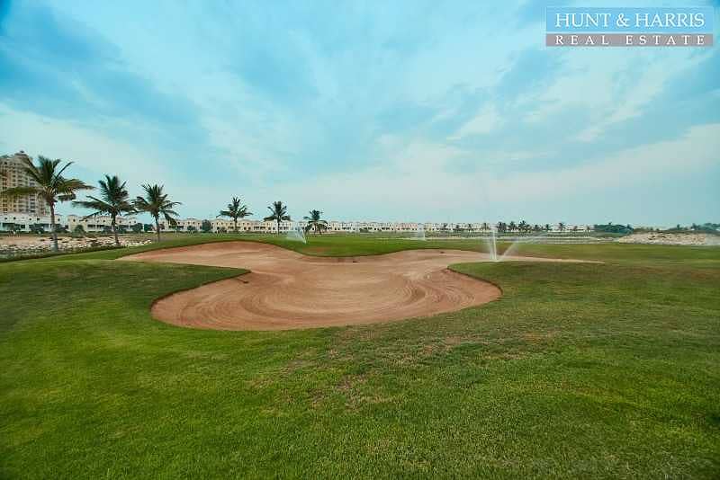 20 Partitioned Studio- Amazing Golf Course & Lagoon View