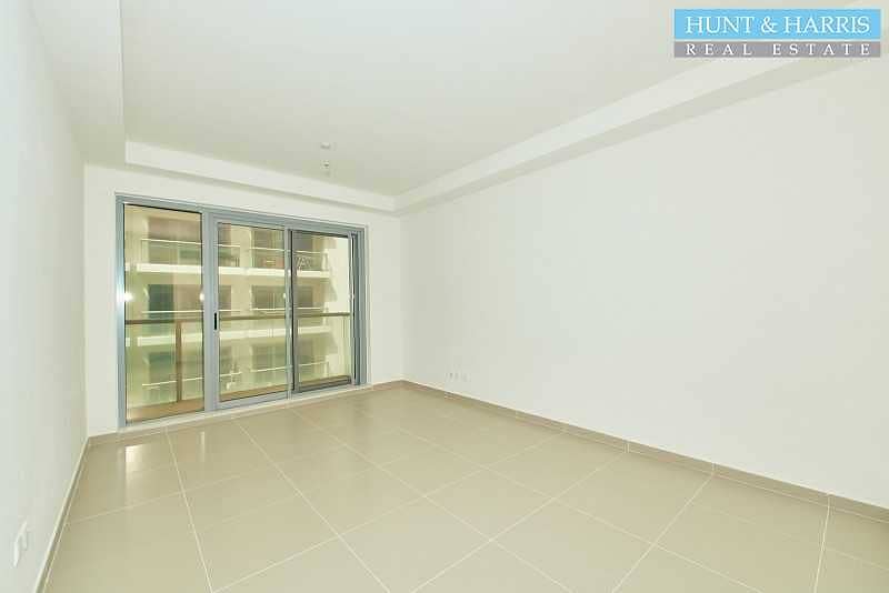6 Unfurnished - Two Bed- Courtyard view - Chiller included