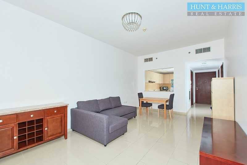 2 Spacious One Bedroom Apartment - Complete With Kitchen Appliances