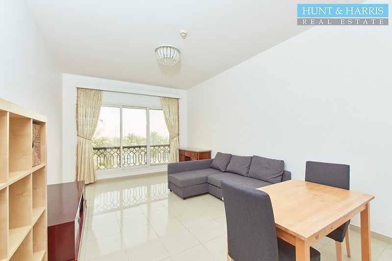 3 Spacious One Bedroom Apartment - Complete With Kitchen Appliances