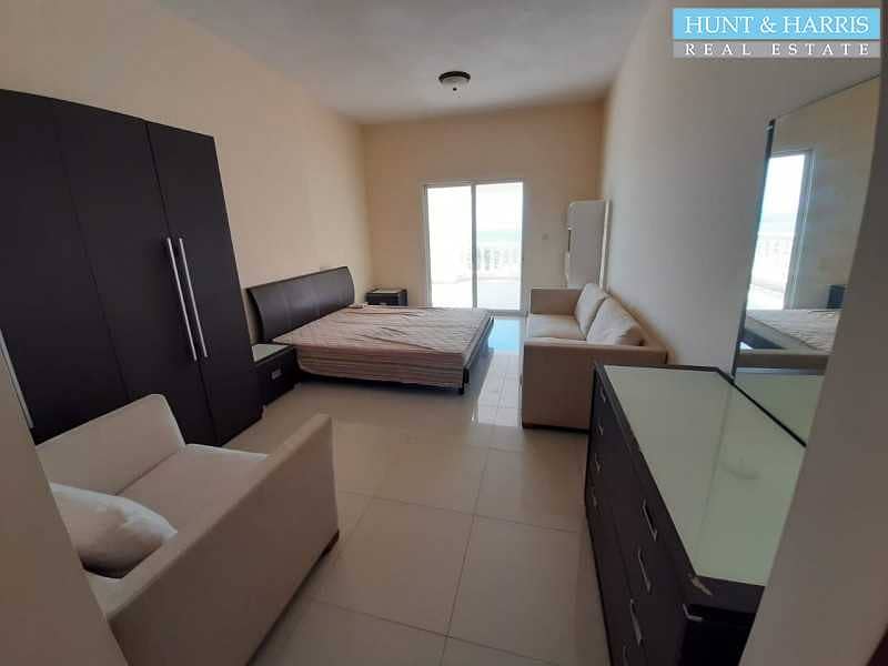 3 Beautiful Sea View | Partially Furnished | Low Floor |