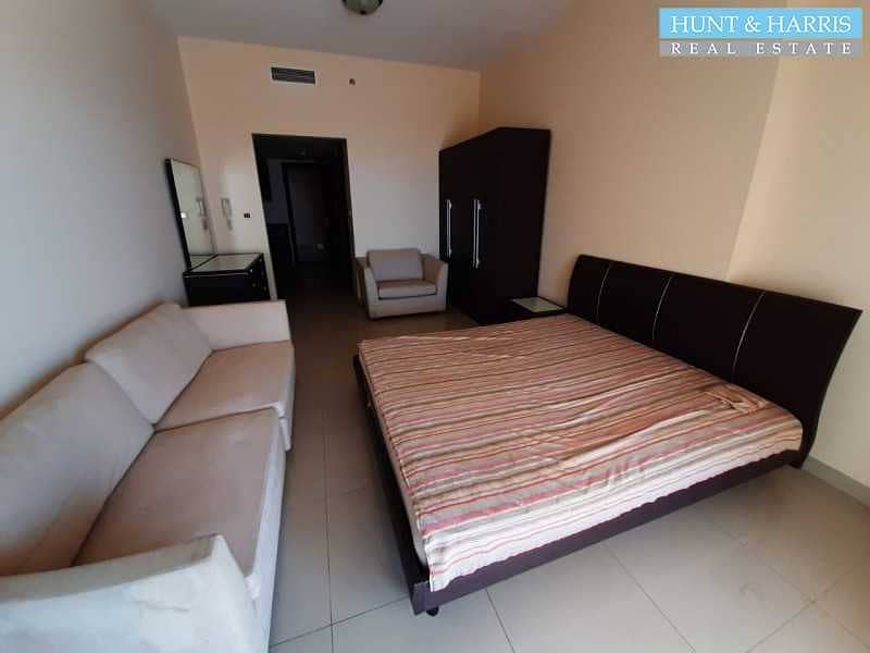 4 Beautiful Sea View | Partially Furnished | Low Floor |