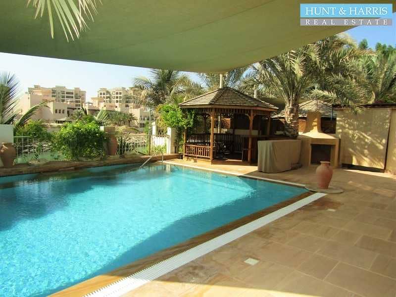 2 Upgraded Villa with Private Pool and Maids Room - Over Lagoon View