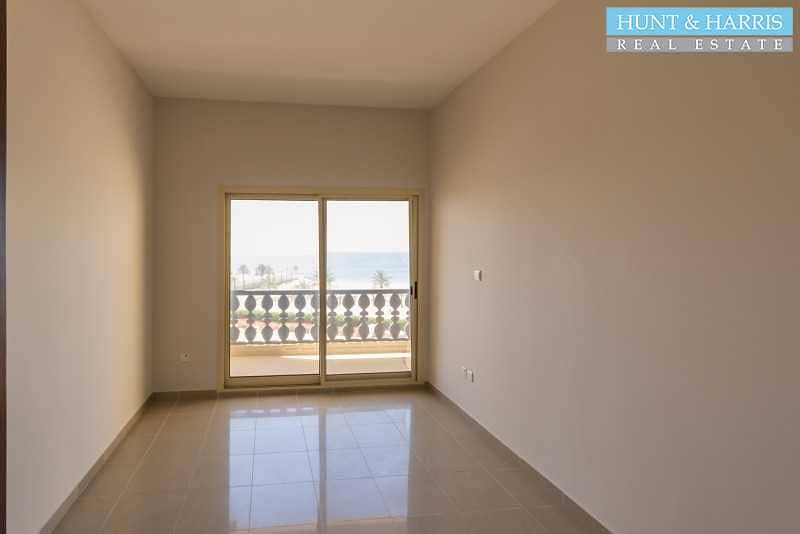 12 Premier Location - Full Sea View - Marina Apartment