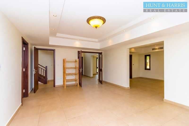 10 Hot Property | Four Bedrooms + Maid | Ideal Community