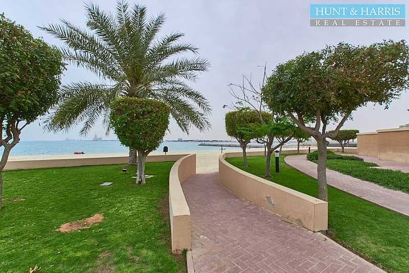 11 Bab Al Bahr - Views of the Sea - Amazing 1 Bedroom for Rent