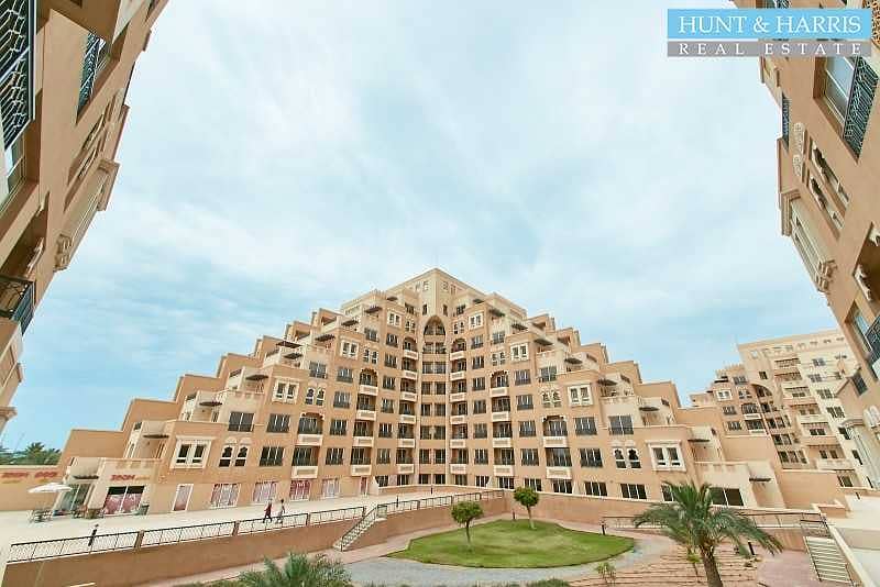 13 Bab Al Bahr - Views of the Sea - Amazing 1 Bedroom for Rent