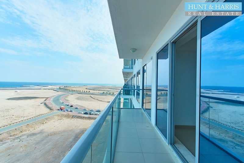 5 Breathtaking Sea Views | 2 Bedroom | Island Lifestyle