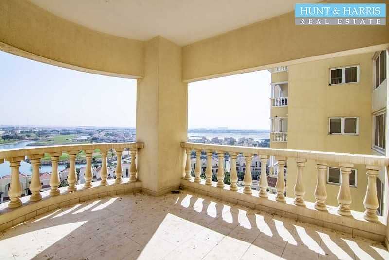 Well Maintained Partitioned - Amazing  Sea View - High Floor