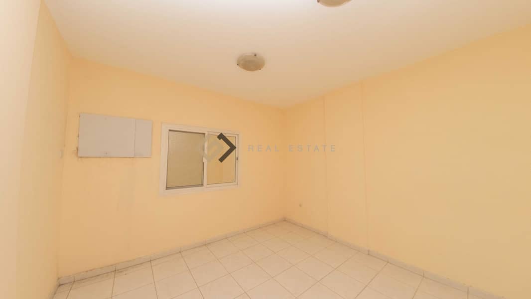 5 Huge 1 bedroom apartment in Corniche Residances