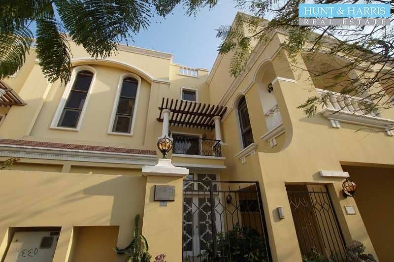 14 Fully Upgraded Townhouse - Great Lagoon and Golf Views