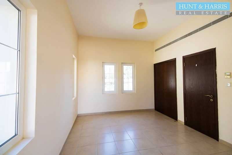 13 Large Detached 4 Bedroom With Maid's Room
