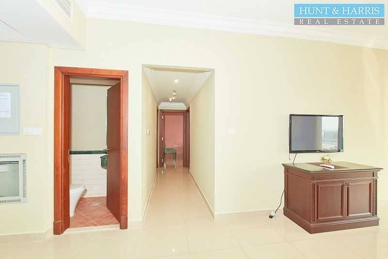 4 Resort Style Living - Luxury 3 Bedroom Apartment