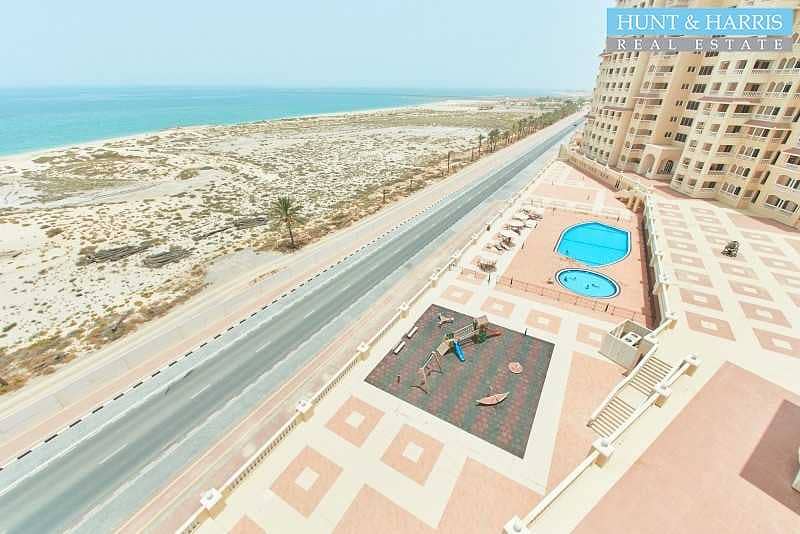 13 Amazing Sea View - Ready To Move In - 5 Min to the Beach