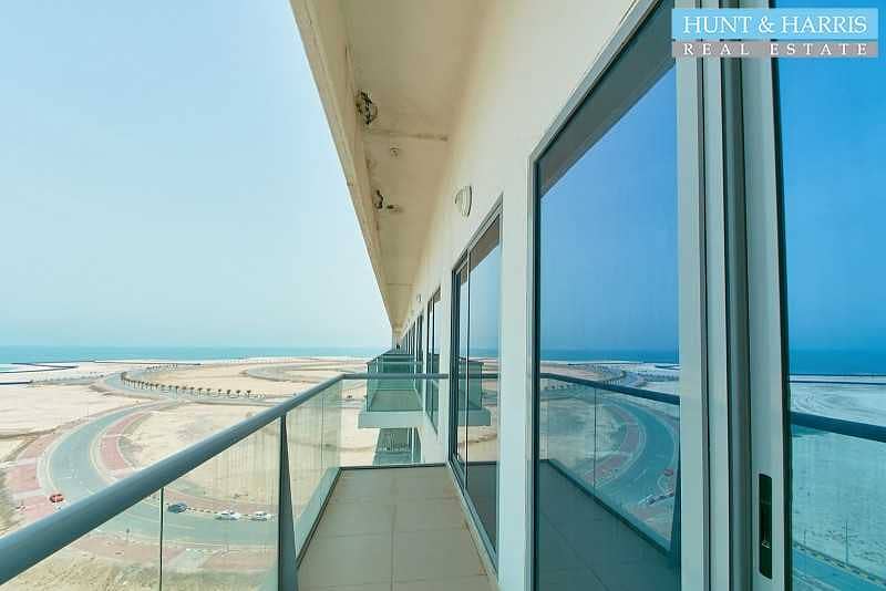 2 Full Sea View - Stunning Location - Well maintained