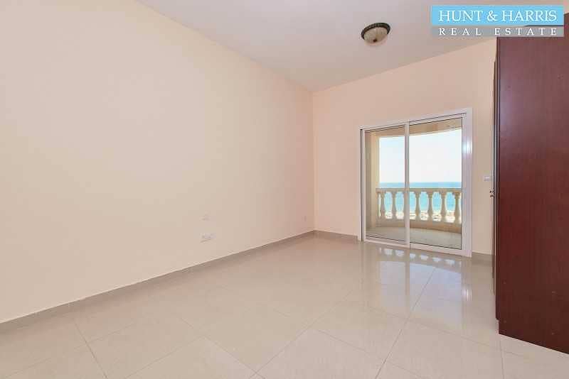 4 Exceptional Studio with Full Sea View  - Great Community