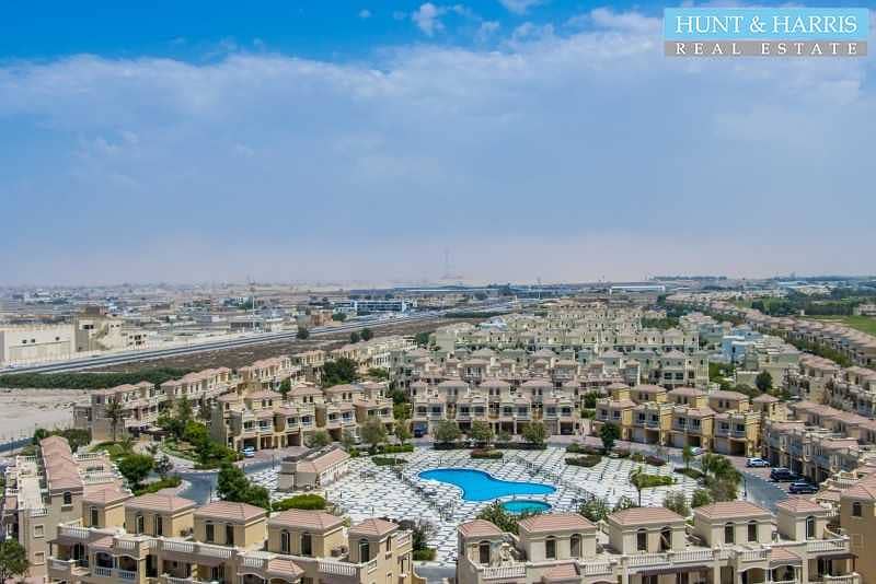 18 Stunning  Views of Lagoon & Golf Course - Ready to Move In