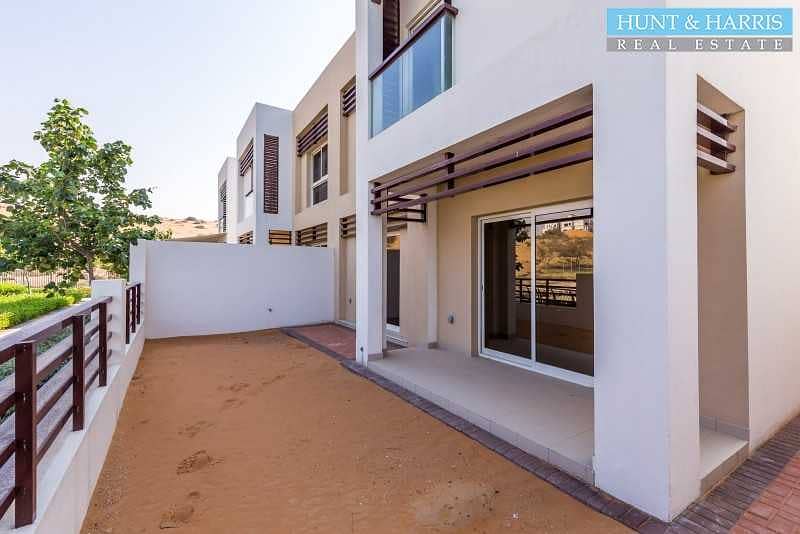 Townhouse in Mina Al Arab - Flamingo Townhouse in Mina Al Arab - Flamingo