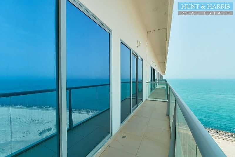 19 Full Sea View - Stunning Location - Well maintained