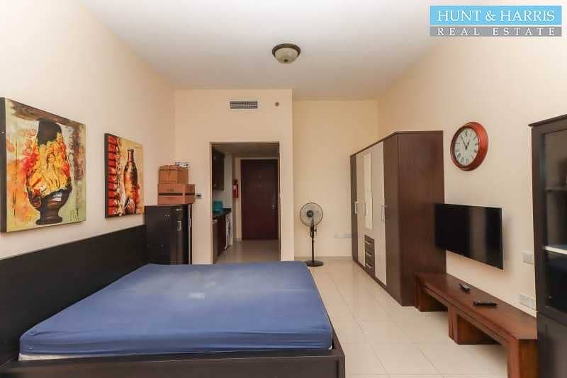 6 Furnished Sea View Studio - Well Maintained - Vacant