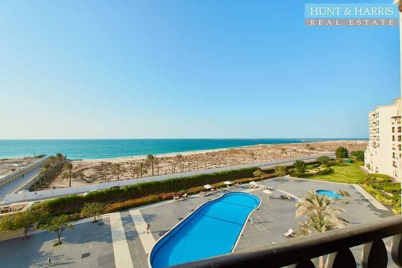 10 Studio - High Floor - Full Sea View - Vacant