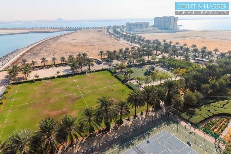 38 Penthouse - Stunning Sea Views - Al Marjan Resort and Spa