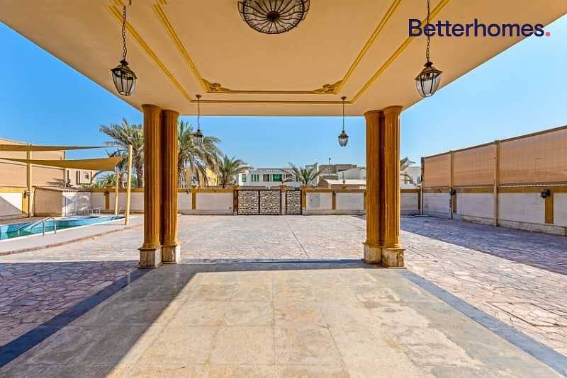 16 6 bedrooms | Great location | On a road and Sikka