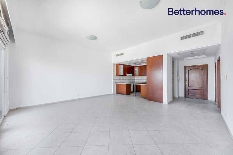 Bright & Spacious 1 Bed | Flexible Cheques| Available