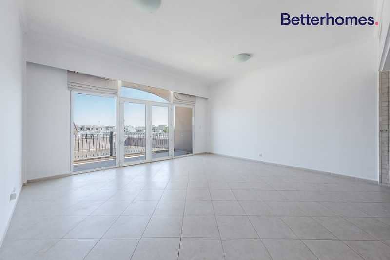 2 Bright & Spacious 1 Bed | Flexible Cheques| Available