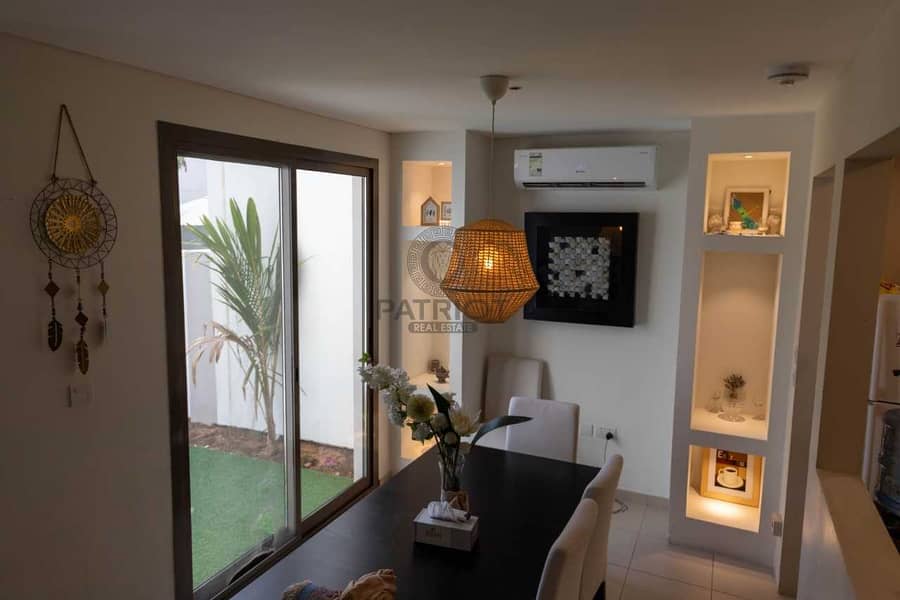 3 NEAR POOL & PARK l IMMACULATE CONDITION l 3BED + MAID l IN NSHAMA TOWNSQUARE