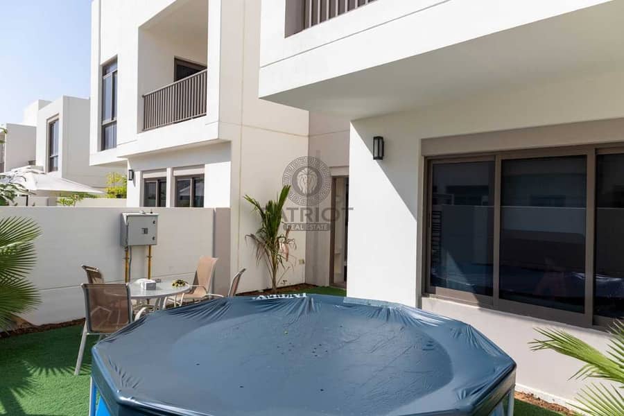 14 NEAR POOL & PARK l IMMACULATE CONDITION l 3BED + MAID l IN NSHAMA TOWNSQUARE