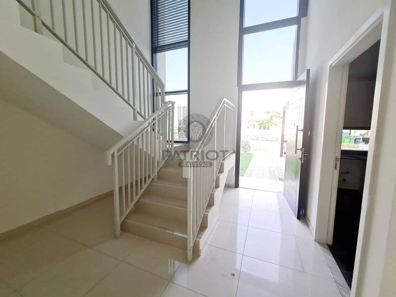 11 Ready To Move 3 Bed Villa For Rent In Pelham Damac Hills