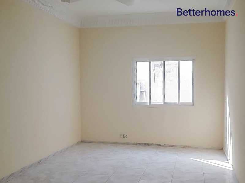 2 GCC only/One Storey villa/Vacant