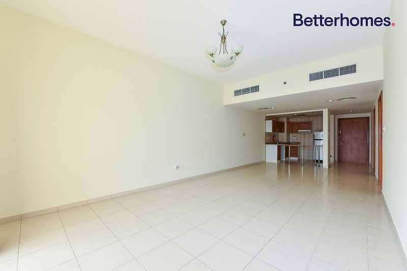 5 Lavender | Large One Bedroom | With Terrace
