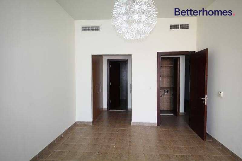 5 Vacant | Mid floor | Largest 1BR | 4Cheques