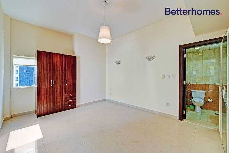 4 Bright and Spacious | Unfurnished | Open Kitchen |